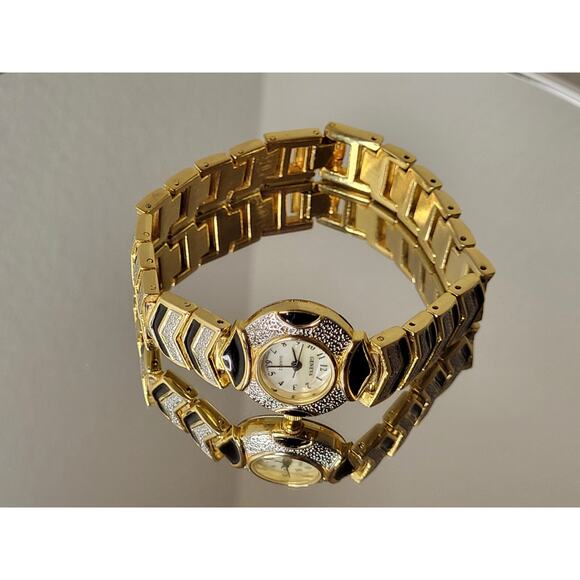 GENEVA Women\'s Quartz Watch Gold Tone w Matching Bracelet In Box NEW BATTERY main image 5